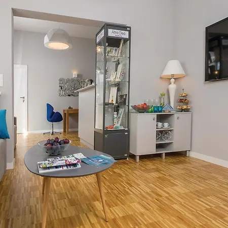 Studio In * دومبكي